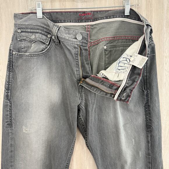 Levi's Limited Edition RED Collection Jeans Mens 36x32 Slim Boot Cut READ - Picture 4 of 16